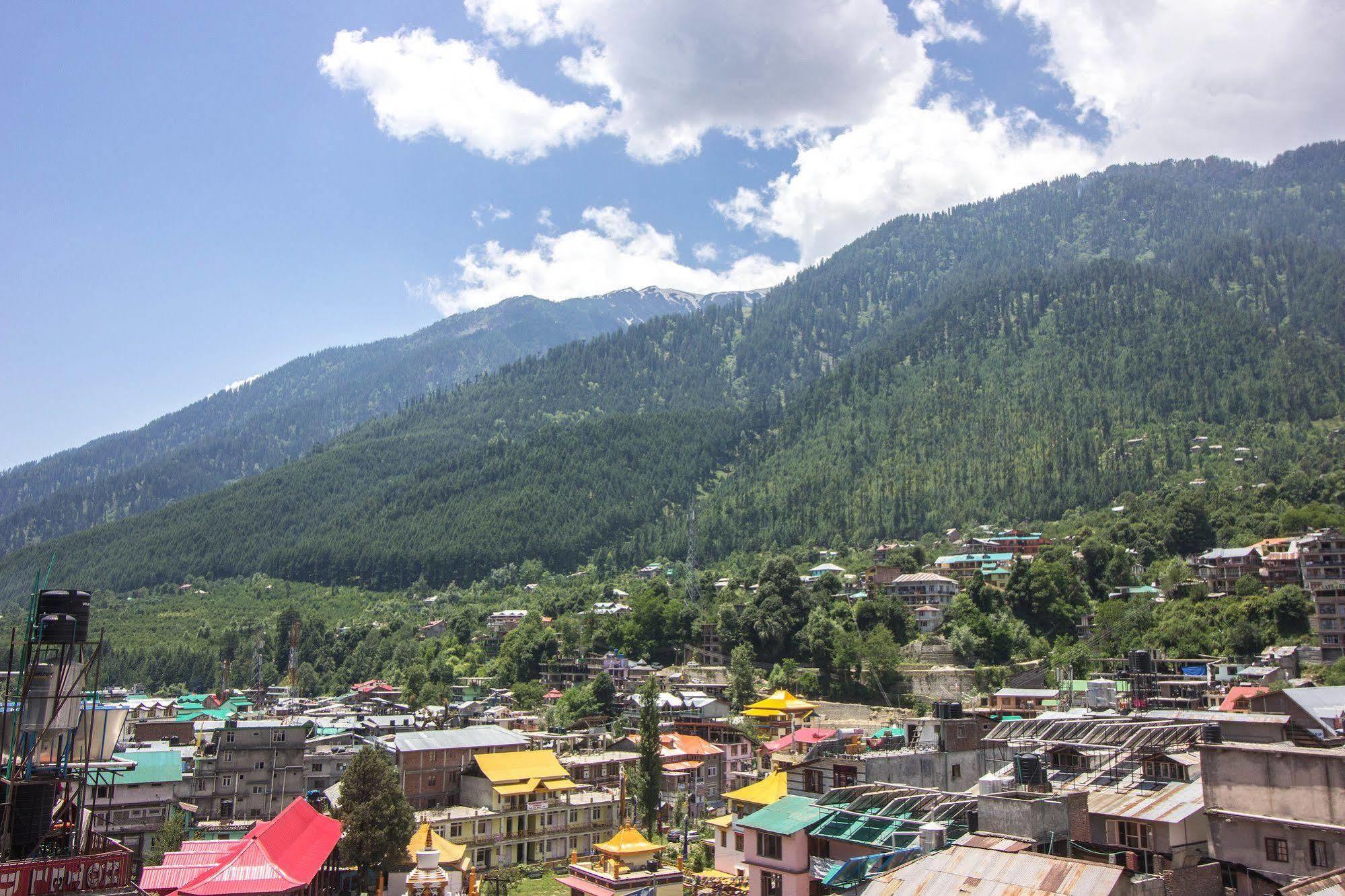 Hotel Yak Manāli Exterior foto
